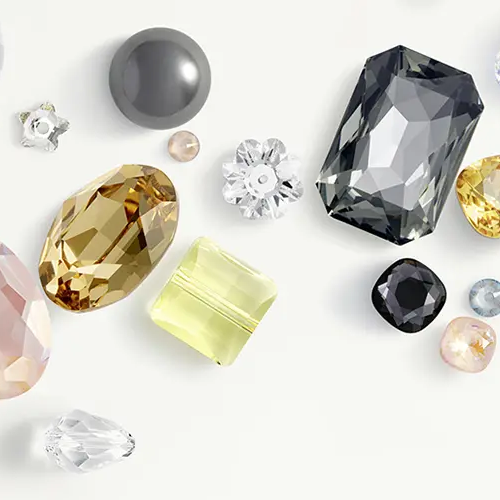 Swarovski Crystals vs Rhinestones
