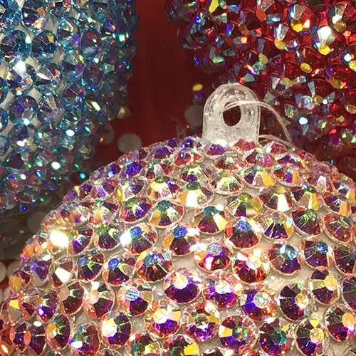 How To Make A Christmas Bauble With Swarovski Flatback Crystals