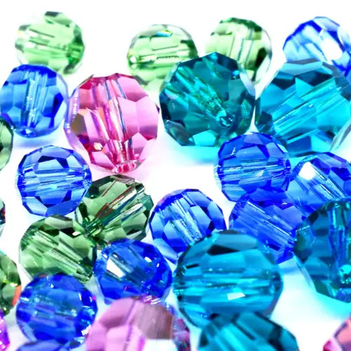 Swarovski Crystal Beads vs Glass Beads: What's the Difference?