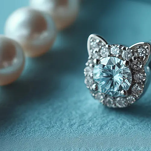 How to Pair Earrings with Necklace: 9 Tips from the Experts